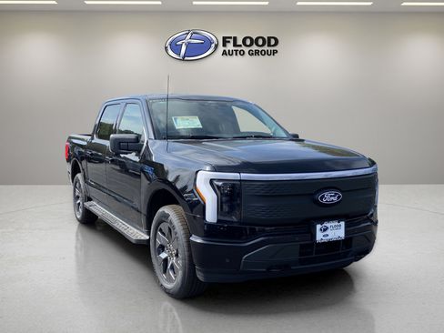 New 2025 Ford F150 Lightning Flash AWD/4WD image 1
