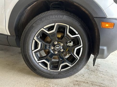 Used 2025 Ford Bronco Sport Outer Banks w/ Outer Banks Tech Package+ AWD/4WD image 35