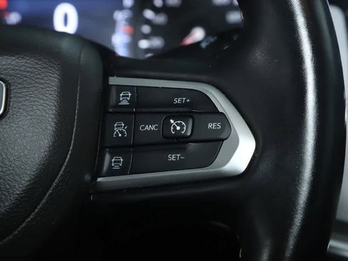 Used 2022 Jeep Compass Limited AWD/4WD image 23