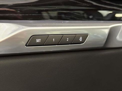 Used 2025 Cadillac Escalade ESV Sport image 22