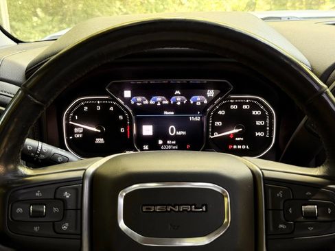 Used 2019 GMC Sierra 1500 Denali w/ Denali Ultimate Package AWD/4WD image 32