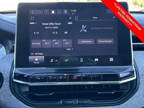 Used 2022 Jeep Compass Latitude image 3