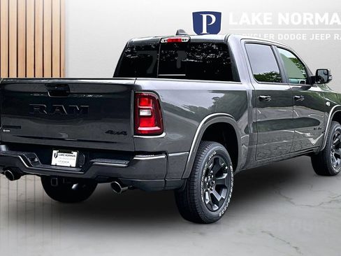 New 2026 RAM 1500 4x4 Crew Cab image 9