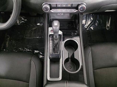 Used 2024 Nissan Altima 2.5 SV FWD image 35