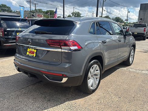 Used 2023 Volkswagen Atlas Cross Sport SE AWD/4WD image 5
