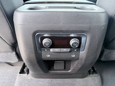 Used 2021 Chevrolet Suburban High Country AWD/4WD image 32