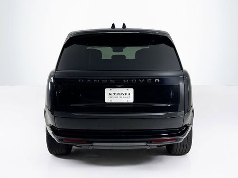 Used 2025 Land Rover Range Rover SE AWD/4WD image 4