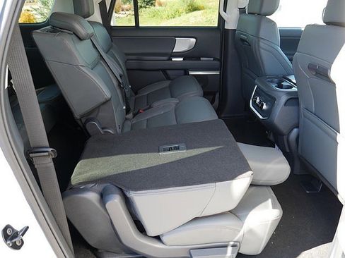 New 2025 Ford Expedition Max Active image 29