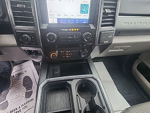 Used 2022 Ford F250 XLT w/ XLT Value Package image 16