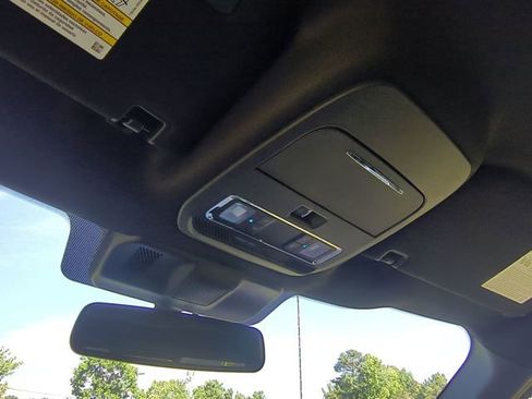 Used 2023 Ford F150 Lariat AWD/4WD image 28