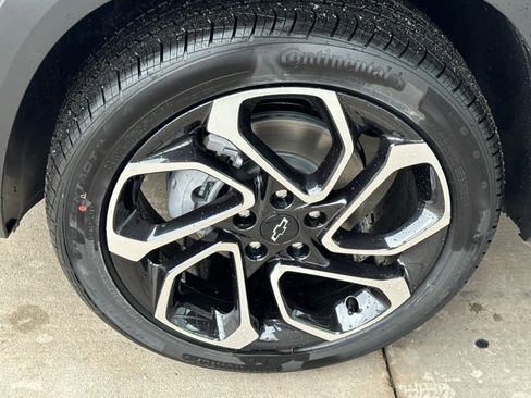 New 2026 Chevrolet Trax RS w/ Driver Confidence Package image 7