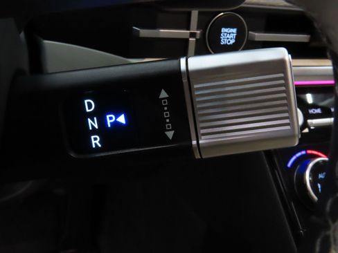 Used 2025 Hyundai Santa Fe Calligraphy image 15