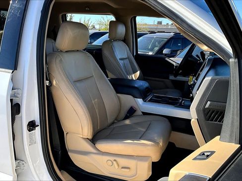 Used 2020 Ford F250 Lariat w/ Lariat Value Package image 8