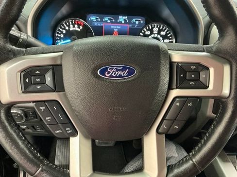Used 2020 Ford F150 Lariat w/ Equipment Group 502A Luxury AWD/4WD image 31