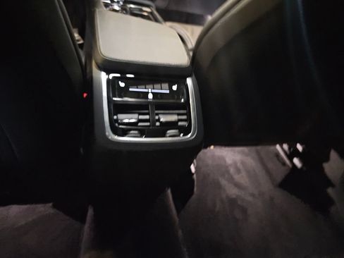 Certified 2023 Volvo XC90 B6 Ultimate w/ Protection Package Premier AWD/4WD image 15