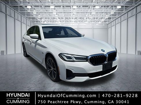 Used 2023 BMW 530e RWD image 1