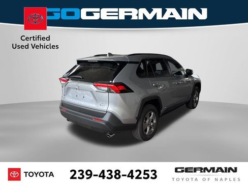 Used 2025 Toyota RAV4 XLE image 8