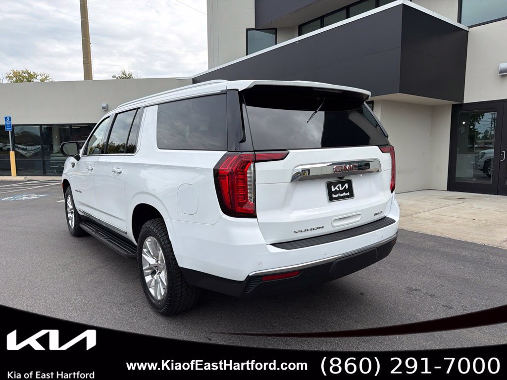 Used 2023 GMC Yukon XL SLT AWD/4WD image 10