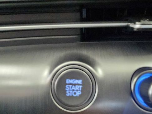 New 2026 Hyundai Kona SE image 18