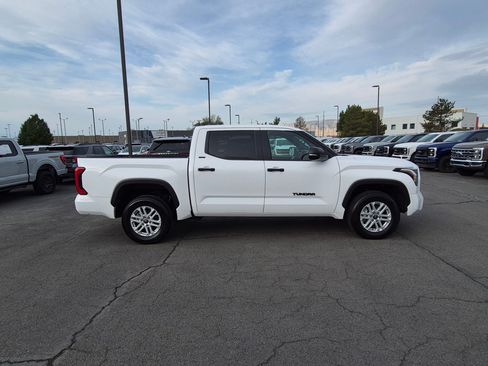 Used 2026 Toyota Tundra SR5 w/ SR5 Convenience Package AWD/4WD image 2