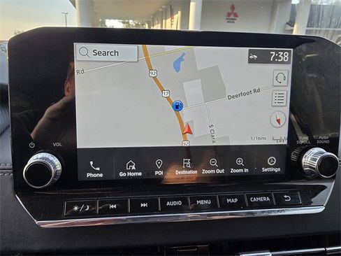 Used 2023 Mitsubishi Outlander SE image 6