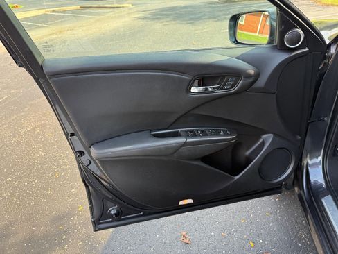 Used 2016 Acura RDX FWD w/ Technology Package image 9