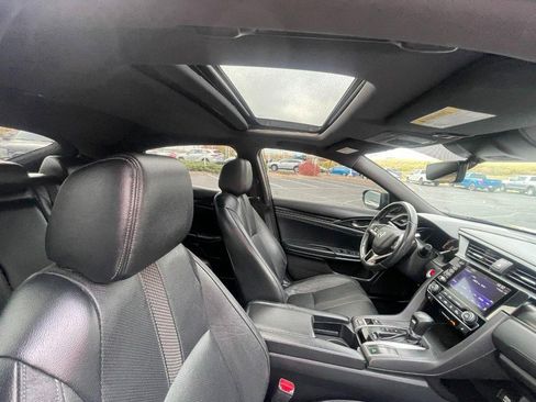 Used 2021 Honda Civic Sport Touring image 8