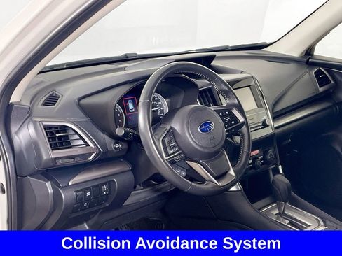 Used 2024 Subaru Forester Premium image 12