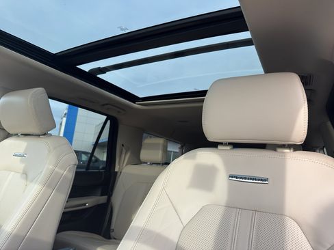 Used 2024 Ford Expedition Max Platinum image 30