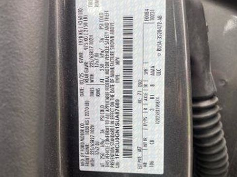 Certified 2025 Ford Escape Active FWD image 16