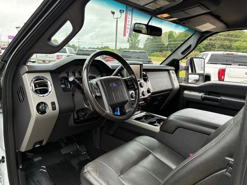 Used 2016 Ford F350 Lariat w/ Lariat Interior Package AWD/4WD image 14