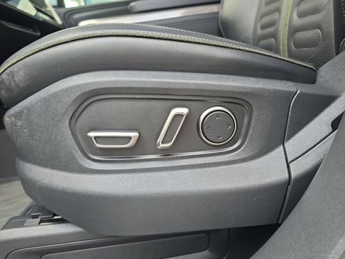 Used 2024 Rivian R1S Adventure AWD/4WD image 19