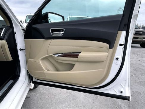 Used 2019 Acura TLX w/ Technology Package FWD image 28