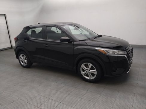 Used 2024 Nissan Kicks S FWD image 11