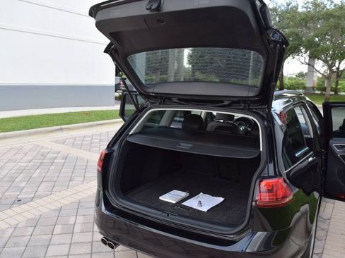Used 2015 Volkswagen Golf TDI S FWD image 74