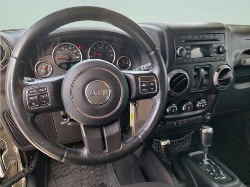 Used 2016 Jeep Wrangler Sport AWD/4WD image 10