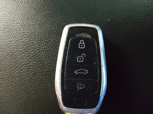 Used 2018 Honda Accord Sport image 32