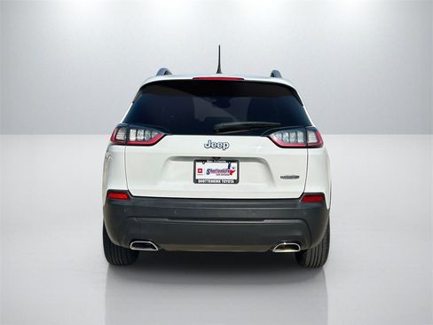 Used 2021 Jeep Cherokee Latitude Lux image 6