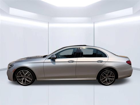 Used 2021 Mercedes-Benz E 350 4MATIC Sedan image 11
