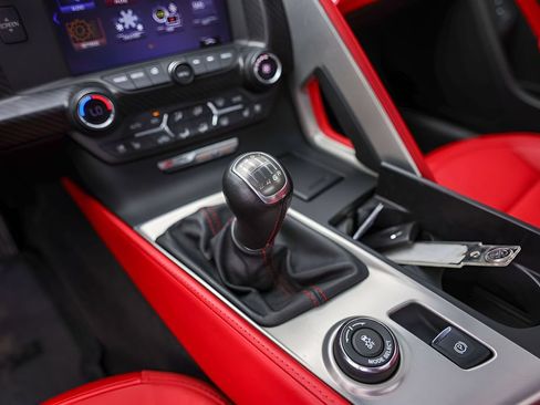 Used 2017 Chevrolet Corvette Z06 RWD image 23