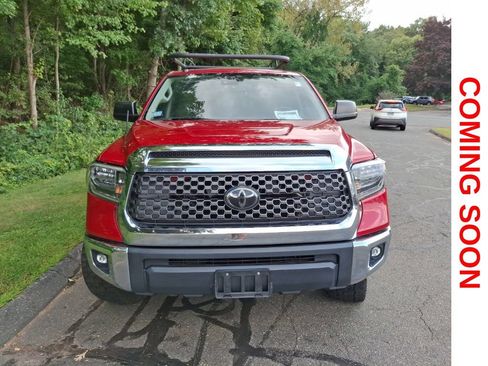 Used 2018 Toyota Tundra SR5 w/ TRD Off Road Package AWD/4WD image 3