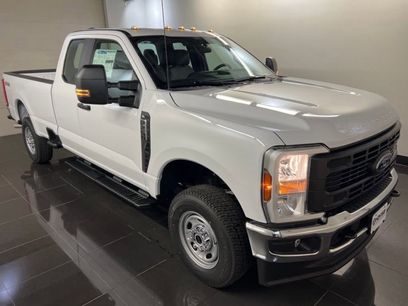 New 2026 Ford F250 XL w/ XL Chrome Package