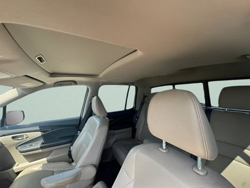 Used 2019 Honda Ridgeline RTL-E image 15