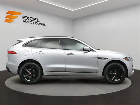 Used 2020 Jaguar F-PACE R-Sport image 6