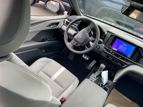 New 2026 Toyota Camry SE image 21