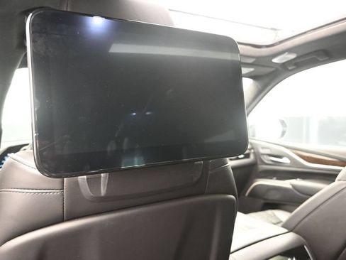 Used 2023 Cadillac Escalade ESV Sport Platinum RWD image 20