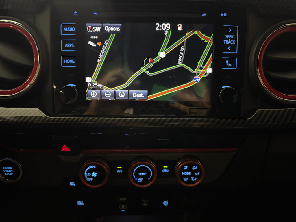Used 2018 Toyota Tacoma TRD Sport RWD image 24