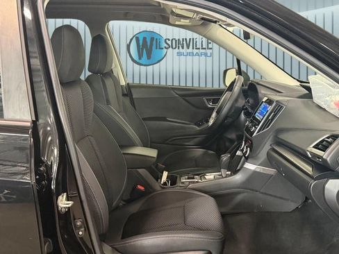 Used 2020 Subaru Forester Premium AWD/4WD image 6