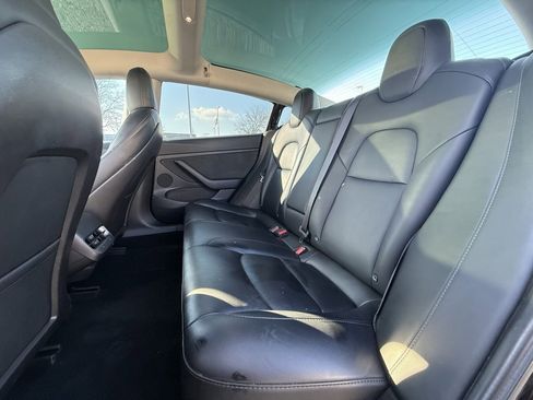 Used 2021 Tesla Model 3 Long Range image 21