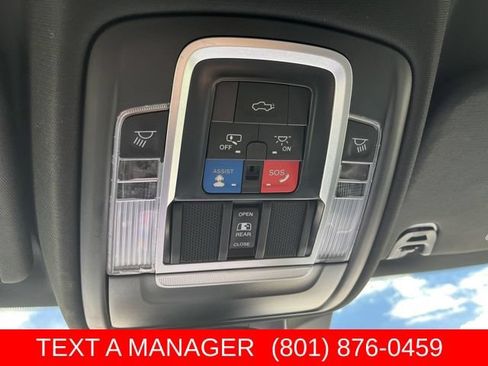 Used 2023 RAM 1500 Limited AWD/4WD image 33
